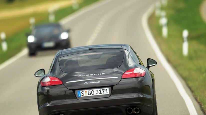 Porsche tvrdí, že s automatickou reguláciou...