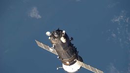 Progress zhorí v hustých vrstvách atmosféry, úlomky by nikoho nemali ohroziť