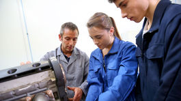 Najviac miest pre študentov ponúkajú strojári