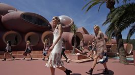 Dior - Resort 2016 - prehliadka - Cannes - Palác bublín