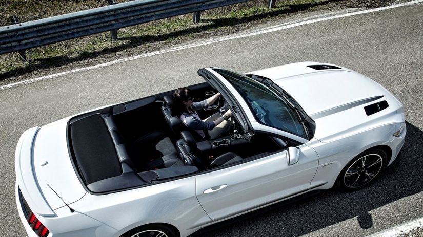 Chýbať nebude ani otvorená verzia Convertible s...
