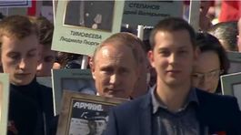 Putin mení imidž akčného hrdinu na prostého muža z ľudu