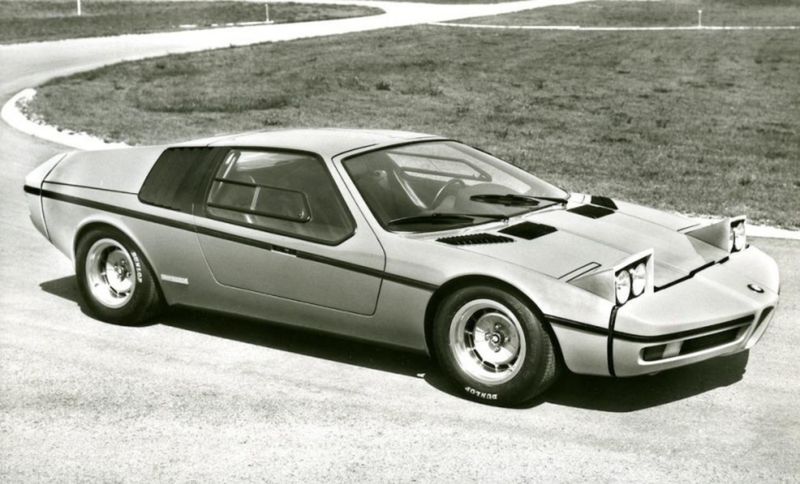 Dizajn M1 bol silne inšpirovaný konceptom BMW...