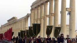 Nevesta púšte zatiaľ odolala barbarom