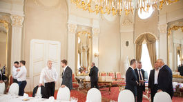 Úrad vlády, hokejisti,