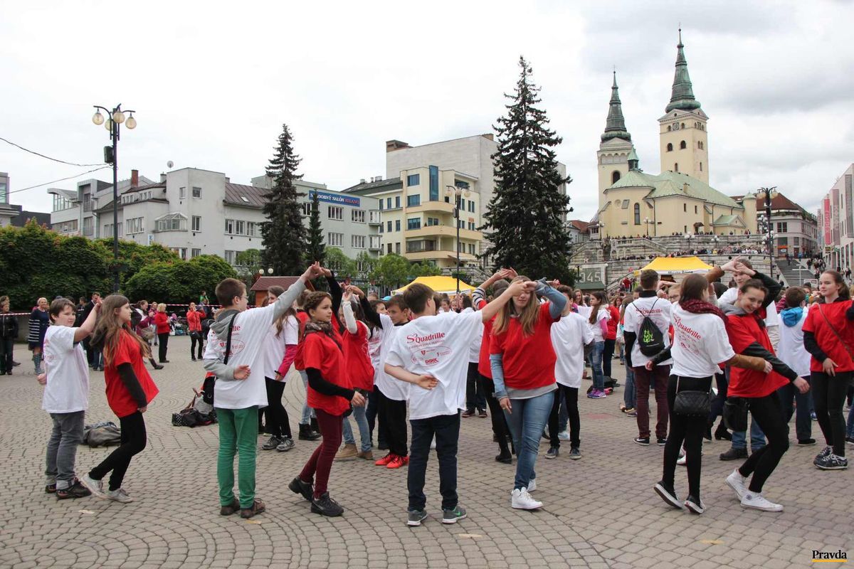 Na Hlinkovom námestí v Žiline tancovalo...