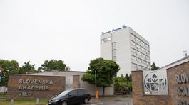 Učitelia odmietajú postup vlády voči SAV