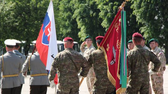 Slovensko pošle do Pobaltia najviac 152 vojakov