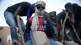 Príliv utečencov neustáva, od piatka zachránili na mori 4 200 ľudí