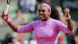 Serena reagovala na výroky McEnroa a zapózovala s tehotenským bruškom