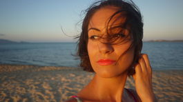 Zdenka Predná v Thajsku išla do bikín. Dôvodom bol nový klip