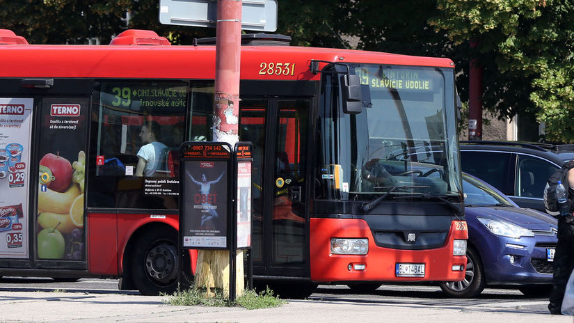 autobus MHD dopravny podnik bratislava