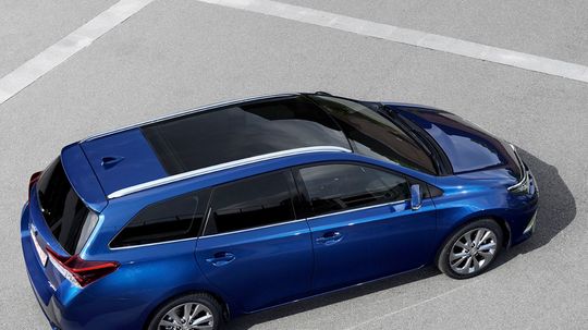 Toyota Auris Touring Sports - 2015