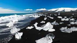 Island má už plné zuby správania turistov, môže si však za to sám. Tak trochu
