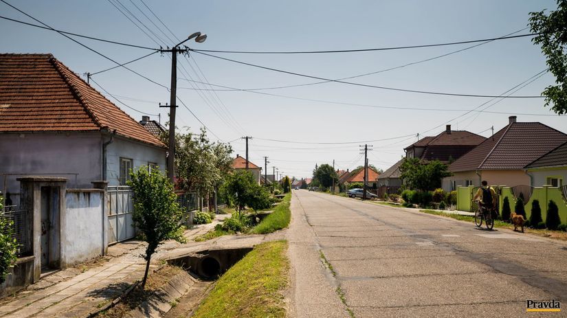 Mierová ulica v Kolárove dnes.