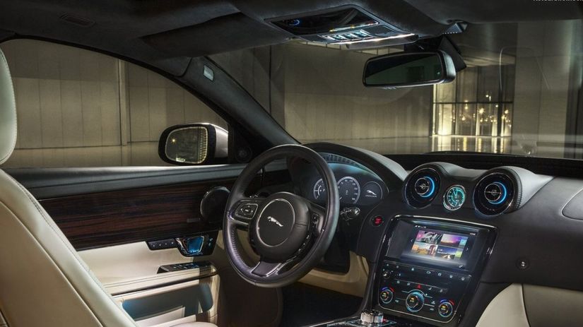 V interiéri pribudlo nové rozhranie InControl...