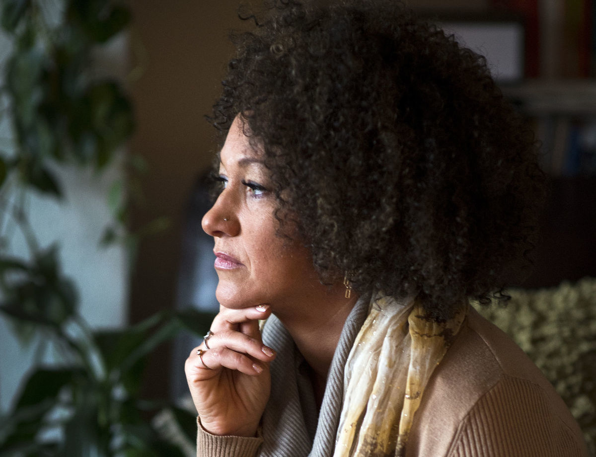 Rachel Dolezalová sa kvôli tomu, že sa cíti byť...