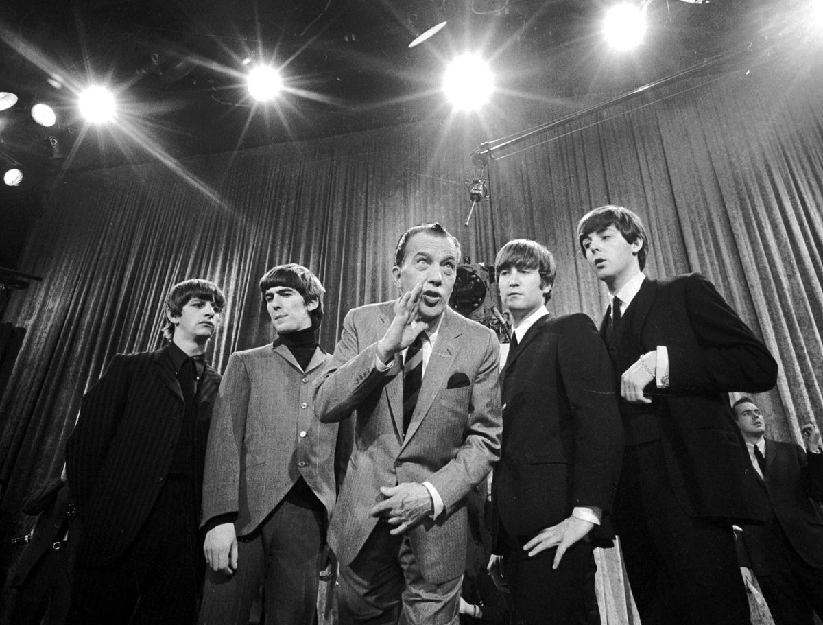 Skupina The Beatles zľava Ringo Starr, George...
