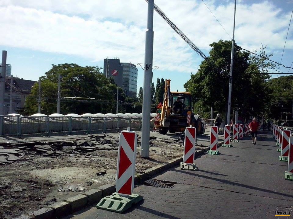 Pre úpravu priestoru pred stanicou sú aj...