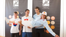 Slafkovský sa teší na čerešničku, Dukátová k ideálu potrebuje ešte mesiac