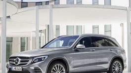 Mercedes-Benz GLC - 2016