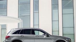 Mercedes-Benz GLC - 2016