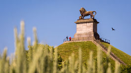 Dvesto rokov od porážky Napoleona: Waterloo alebo prekujte meče na pluhy