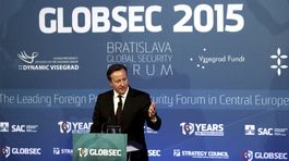 Cameron v Bratislave: Musíme čeliť hrozbám zo strany islamistov i Ruska