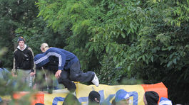 Extrémisti narušili prestížny bratislavský zjazd, museli ho zrušiť