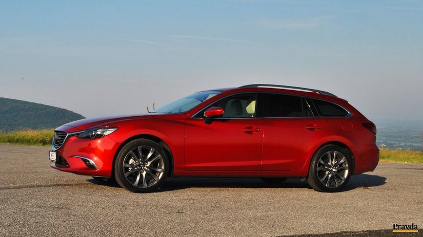 Mazda 6 má štýl a charizmu. A to dnes nemá...