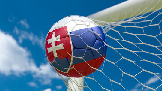 Slovensko, futbal, futbalová lopta, futbalová...