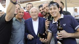 Blatter oznámil, že rezignoval pre dobro FIFA