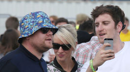 Komik a moderátor James Corden a jeho manželka...