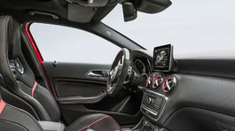 Mercedes-AMG A 45 4Matic - 2016