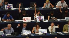 Europarlament zdvihol prst