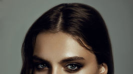 Ako správne nalíčiť líčka? V šiestich krokoch