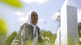 srebrenica, výročie, moslimská žena
