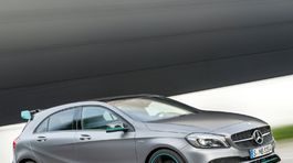 Mercedes-Benz A - 2016 