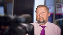 Harabin opäť mieša karty 