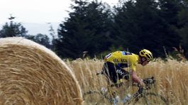 Frooma oblial divák močom a obvinil ho z dopingu. Brit sa hnevá aj na médiá