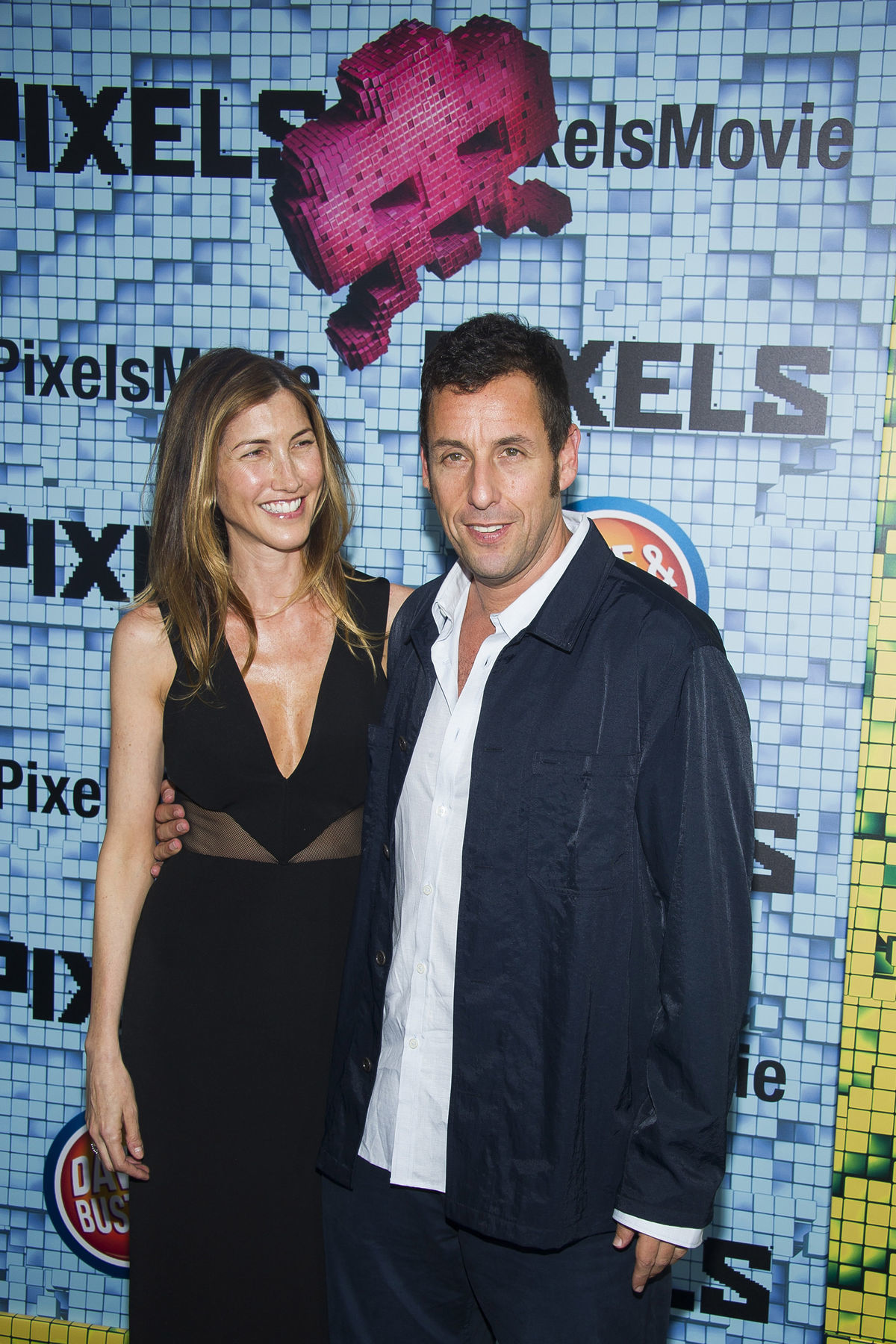 Adam Sandler a Jackie Sandler na premiére filmu...