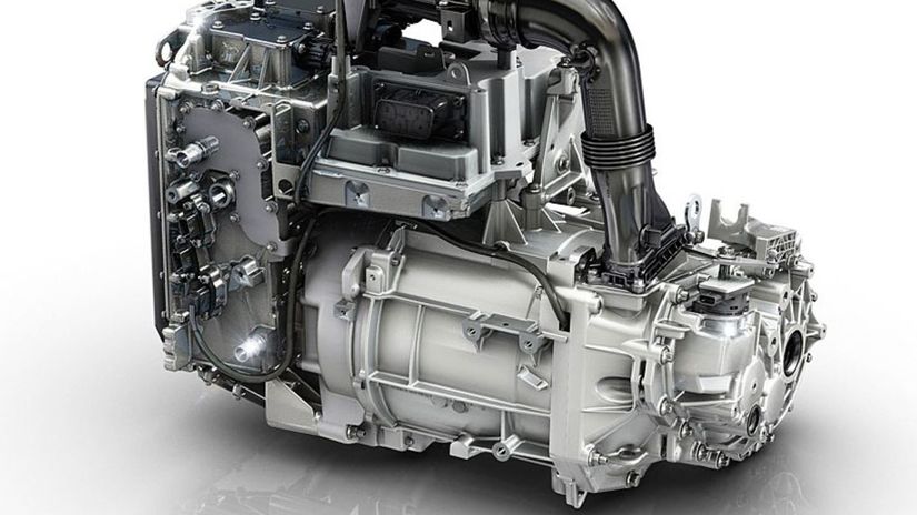 Nový elektromotor R240 má výkon 65 kW a...