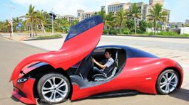 Elektrický superšport - Číňan Chen Yanx