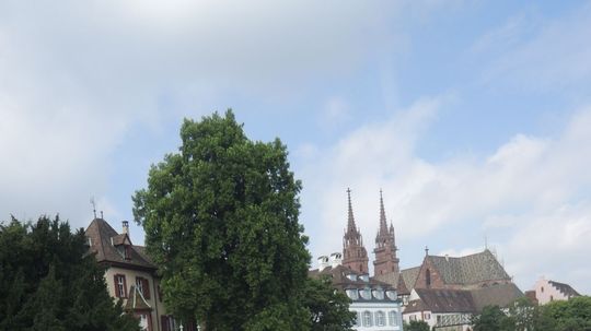 Historický Bazilej sa právom zaraďuje medzi...