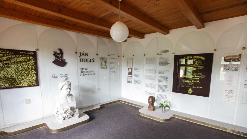 Pamätná izba Jána Hollého na Dobrej Vode.