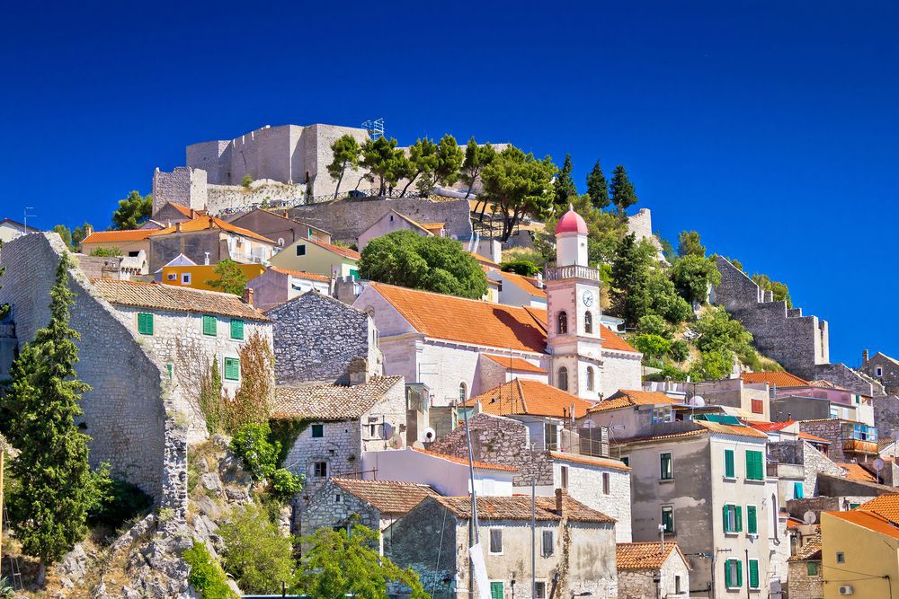 Šibenik, Chorvátsko, more, leto, letovisko, lode, chrám