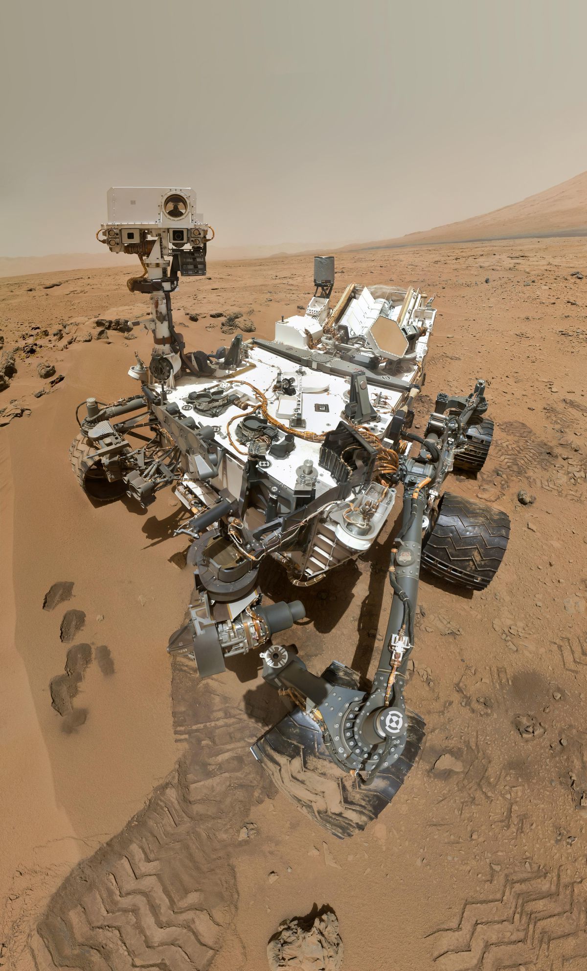 Selfie sondy Curiosity z Marsu.