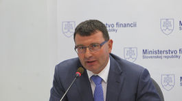 Smer stále hľadá, kým obsadí viaceré posty vo vláde