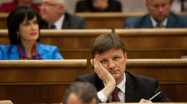 Hlina oficiálne potvrdil kandidatúru na predsedu KDH