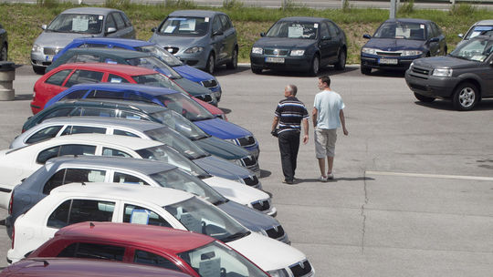 Slováci kupujú jazdené autá, je ich toľko ako nových